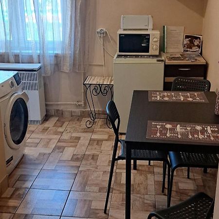 Centrum Apartman Szolnok Bagian luar foto