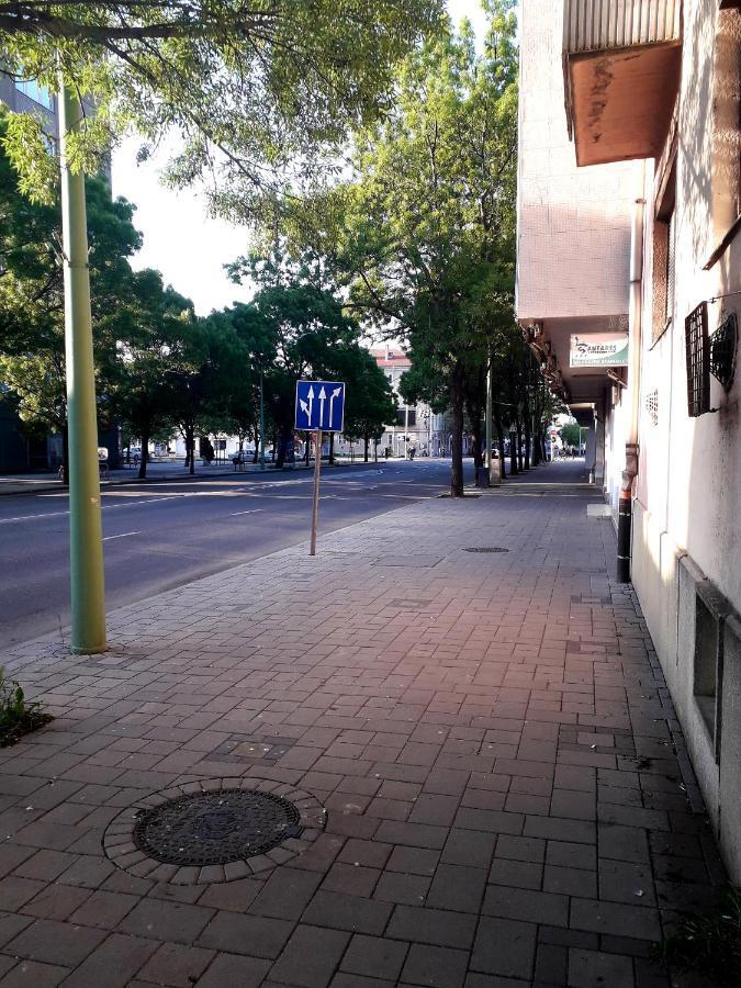 Centrum Apartman Szolnok Bagian luar foto